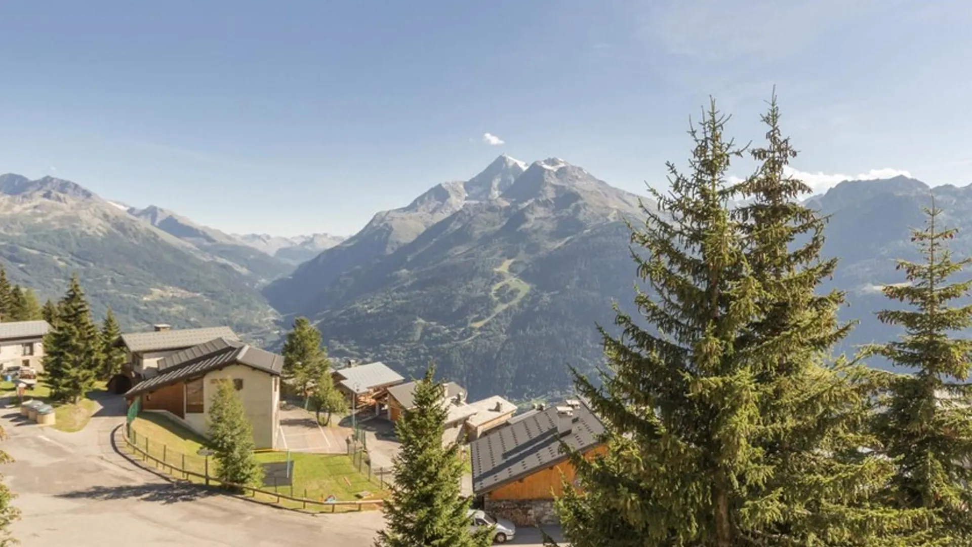 Appartement Chaleureux Avec Balcon, Wifi Gratuit, Proche Pistes Et Services, La Rosiere - Fr-1-275-132 شقة لا روزيير